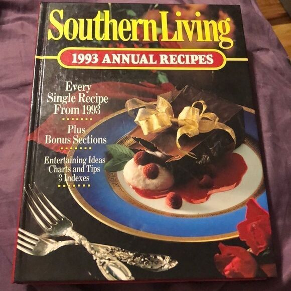 1993 Southern Living Annual Cookbook - Picture 1 of 1